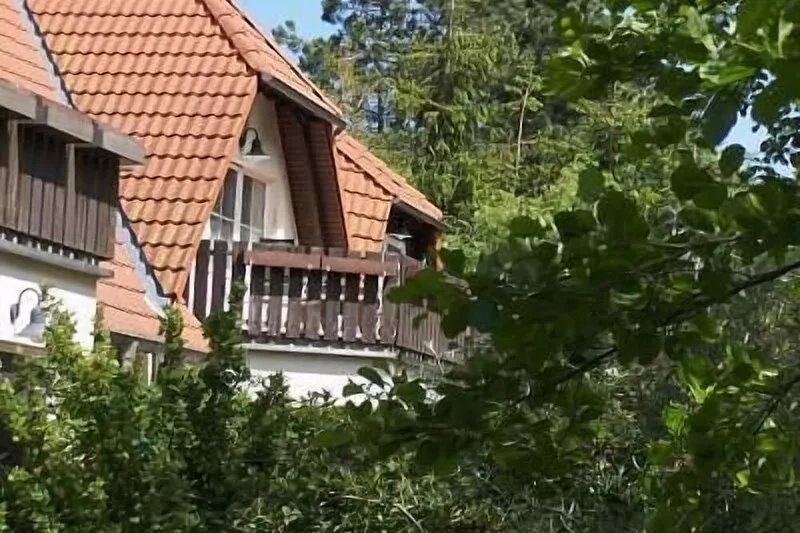 Spacious, modern furnished vacation apartment in a quiet location