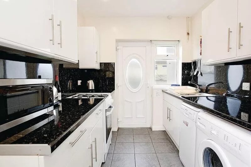 Bungalow with one double and one twin.