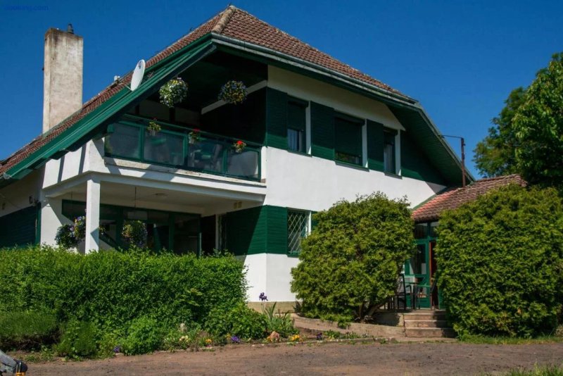 Restaurant and pension Horal