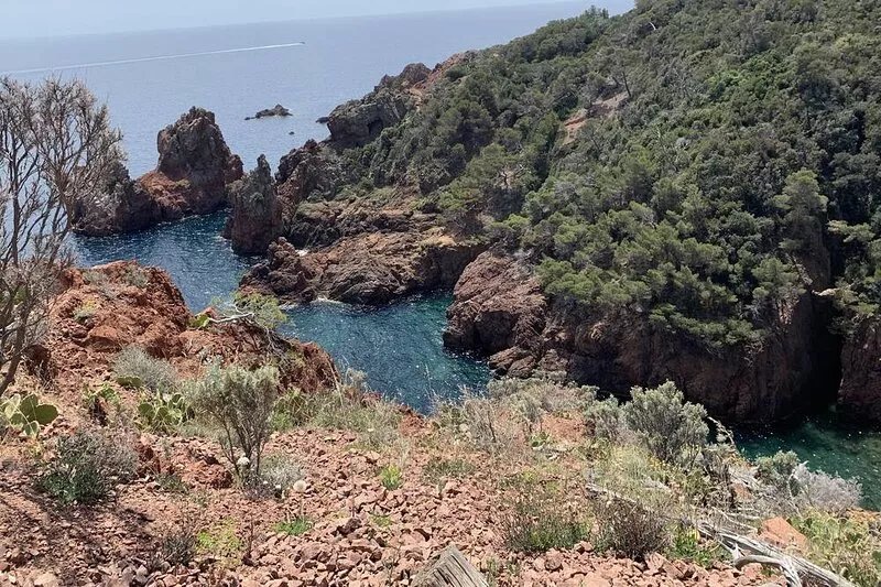 Ste Maxime F3/65m², 2-7 pers, air-conditioned, garage, WiFi, residence with