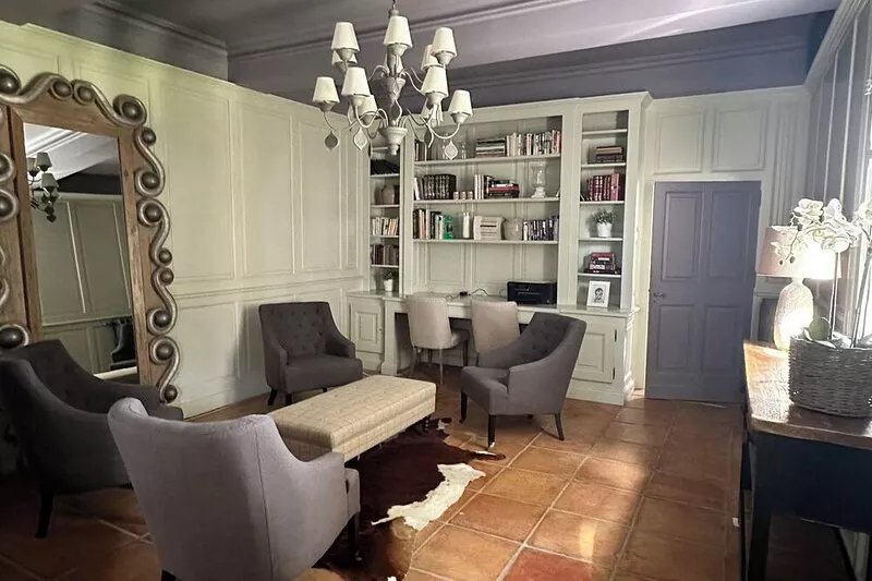 Multi family paradise in friendly village with all amenities near Montpellier