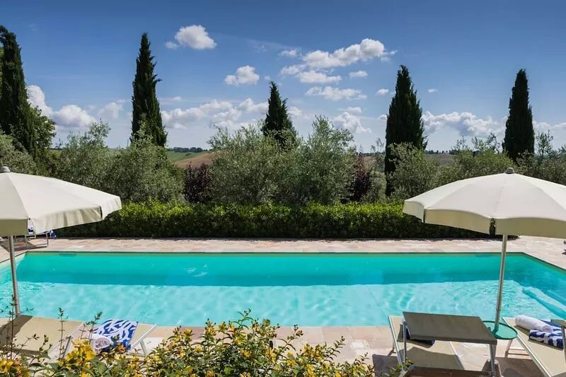 Villa with swimming pool in Mondavio, 20 km away from the Adriatic Sea