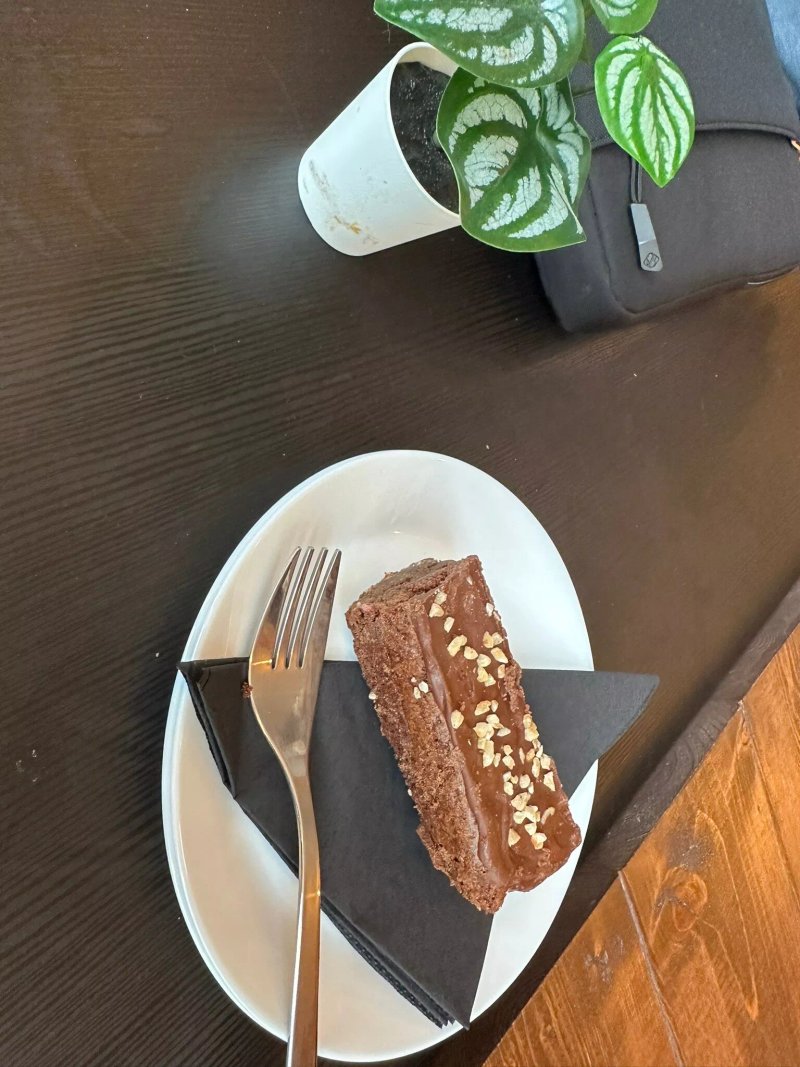 Sonder Coffee, Wimborne