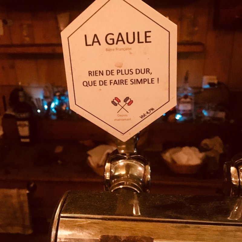 La Trincante Bar A Huitres Brocante