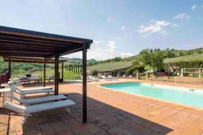 Country house near Florence with panoramic pool and outbuilding