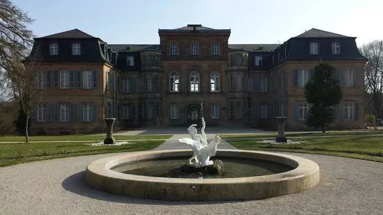 Gartenkunst-Museum Schloss Fantaisie