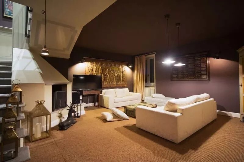 TORINO .LUXURY CHARMING VILLA .2 Bdr. PRIVATE PARKING. Air Cond. jardi