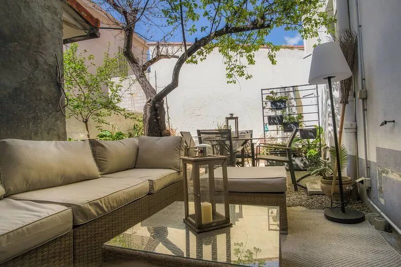Appartement Très Cosy Avec Jardinet