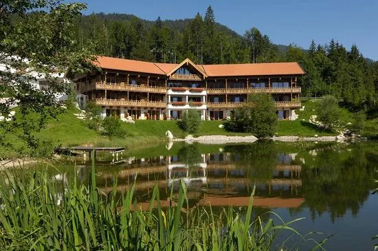 Hotel Feuriger Tatzlwurm