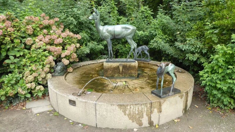 Skulptur Familie Rotwild