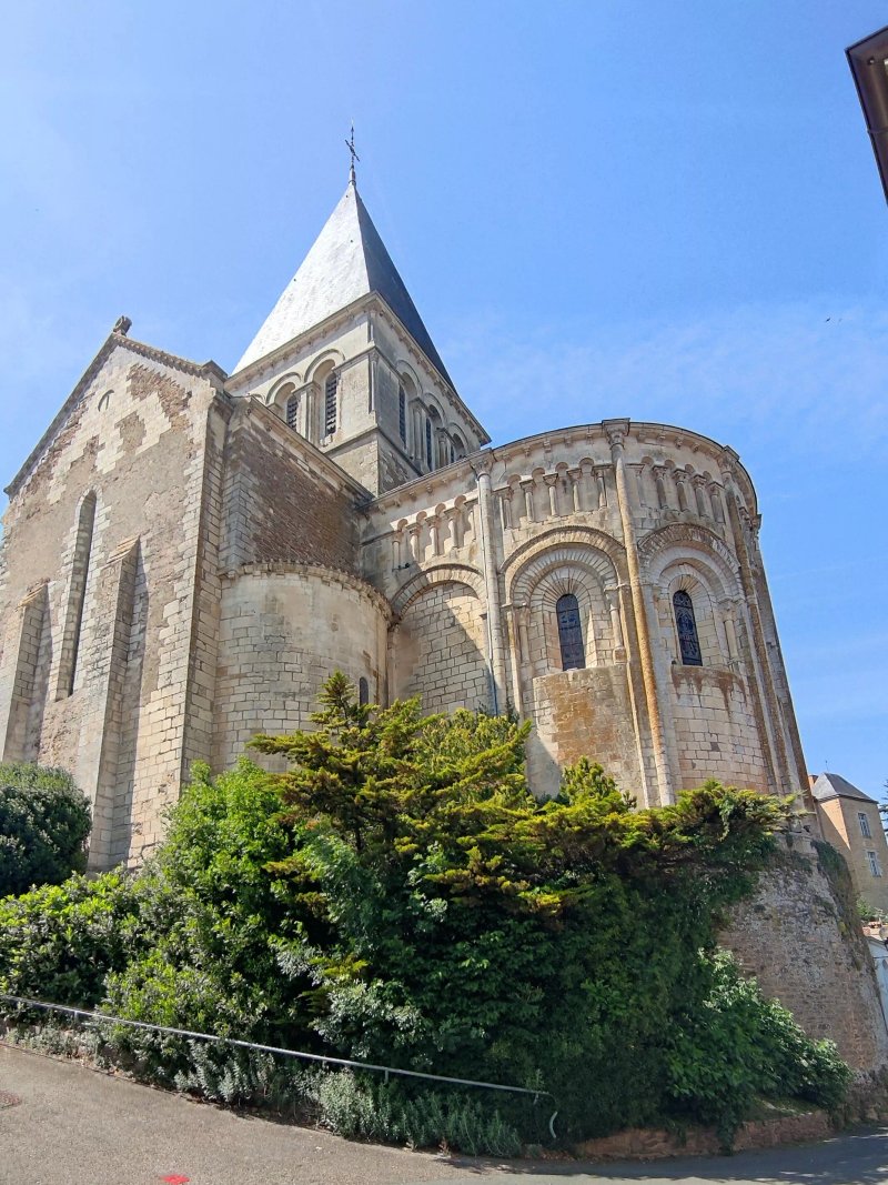 Eglise St-Sauveur de Mareuil-sur-Lay