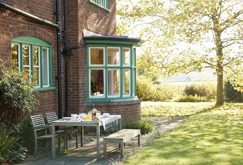 A spacious 1930’s period house set in the picturesque village of Eardisley.
