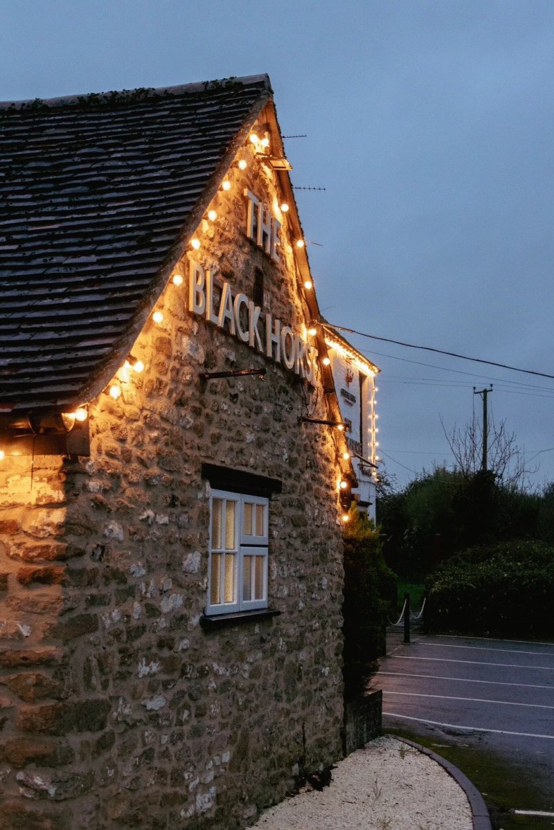 The Black Horse