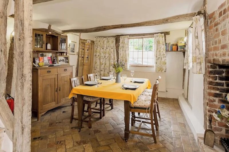 2 bedroom accommodation in Sible Hedingham, near Halstead