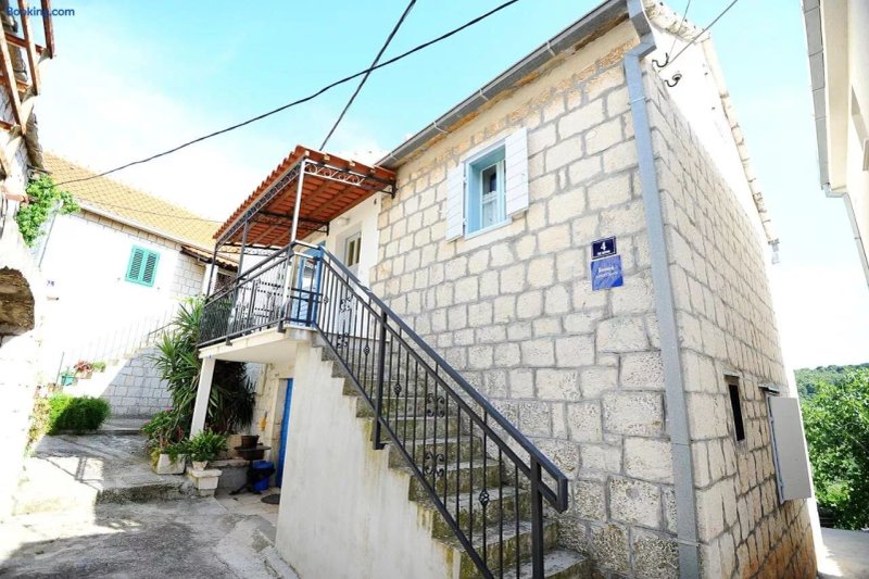 Apartments With WiFi Okrug Donji, Ciovo - 16737