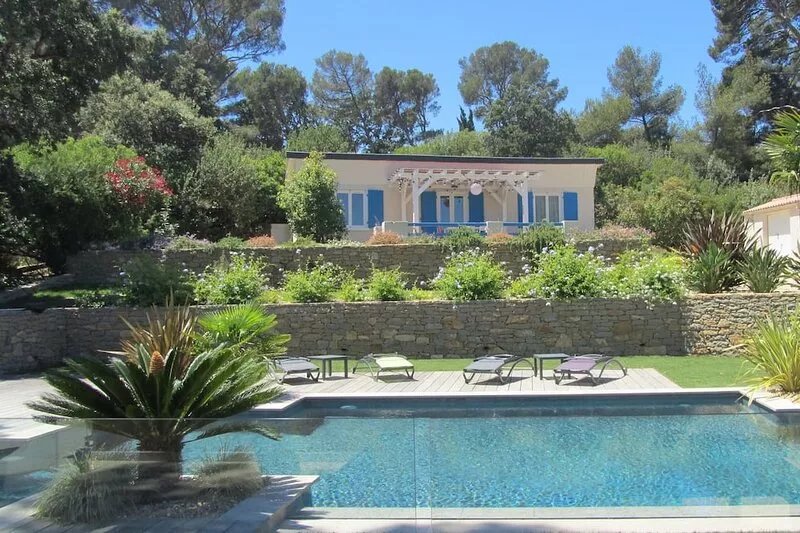 Magnificent sea view vacation, house with pool, sun terrace, garden