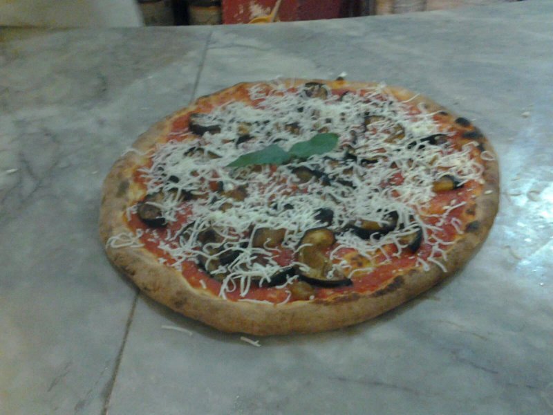 A Pizza Sutta L'Acchi
