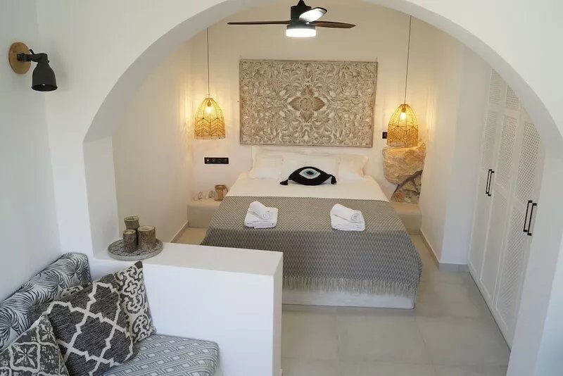 Monsoon Skiathos Luxury Home for 2, Brand new house in skiathos town.