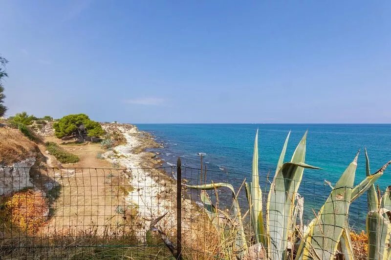Lovely home in Trani with house sea view