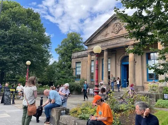 Stirling Smith Art Gallery & Museum
