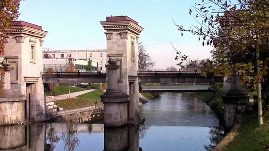 Ljubljanica River Barrier