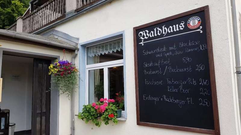 Gaststatte Und Pension Waldhaus