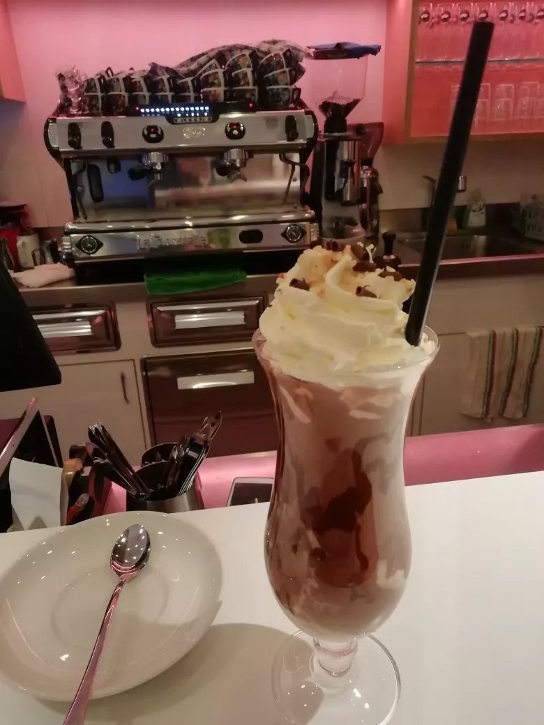 Kikkys Bar-Gelateria