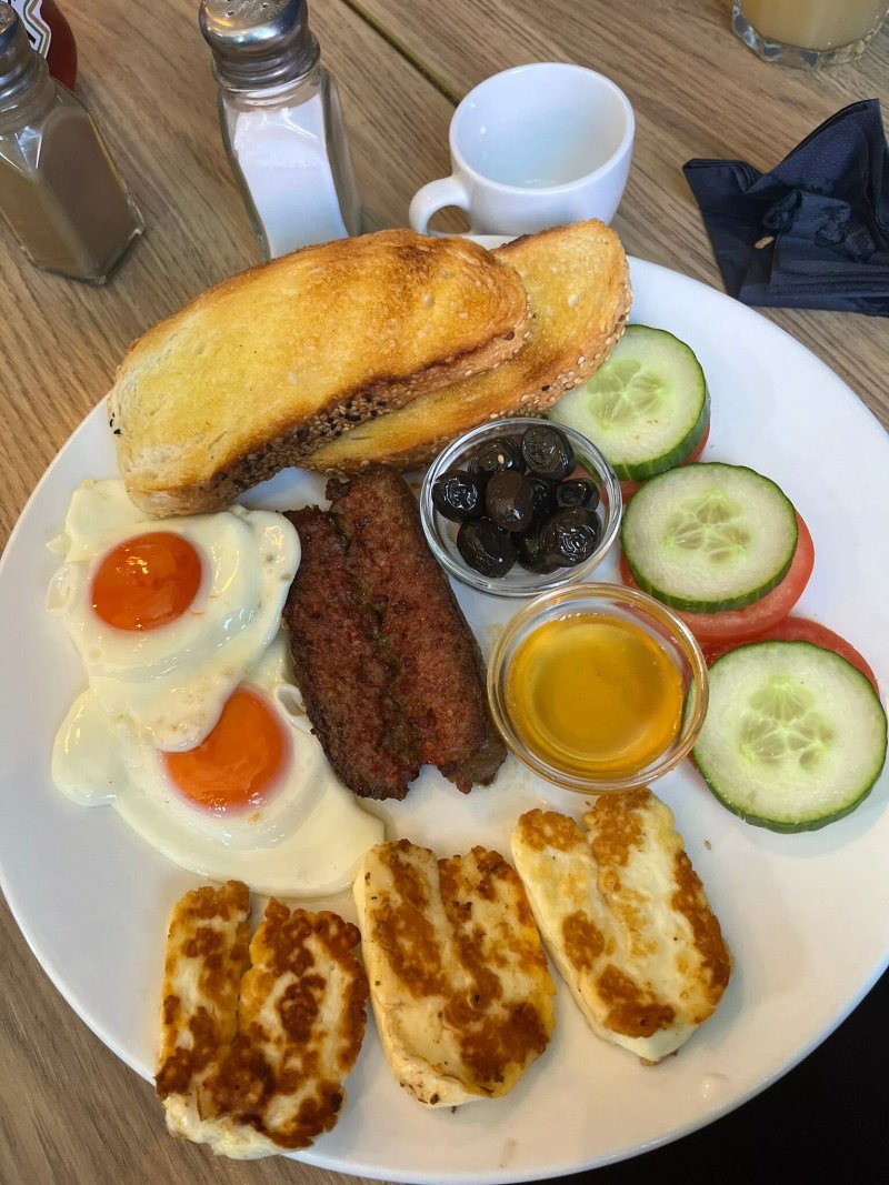 The Dutch House Cafe