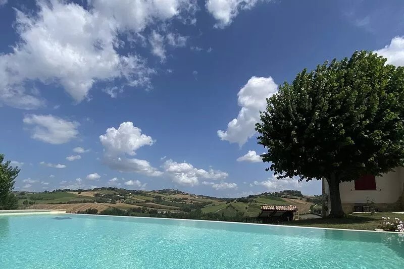 Villa Edelia, Exclusive Villa with pool in Mondavio, Le Marche