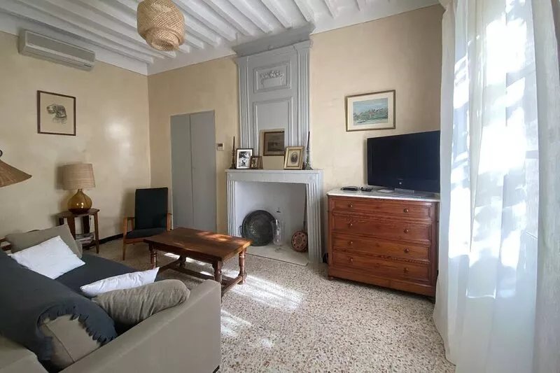 Authentic Mas in Provence at the foot of Mont Ventoux with heated swimming pool