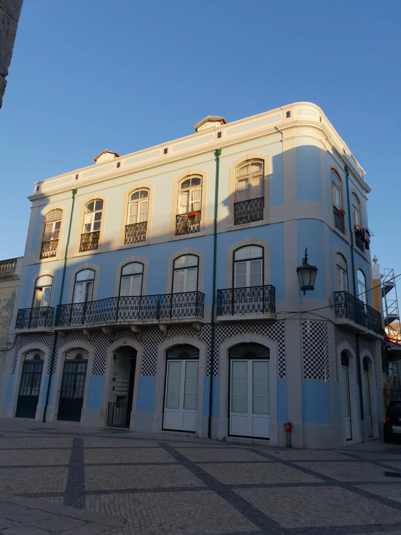 Historic Bay Apartment, 20 Min. to Lisbon Centre