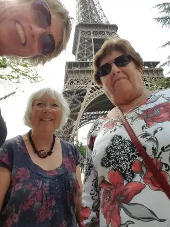 Paris Authentique Sabine Day Tours