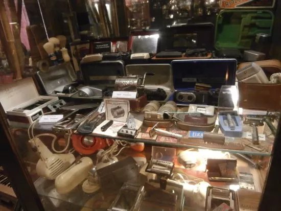 Nostalgia Museum - Curiosities and Kitsch Museum
