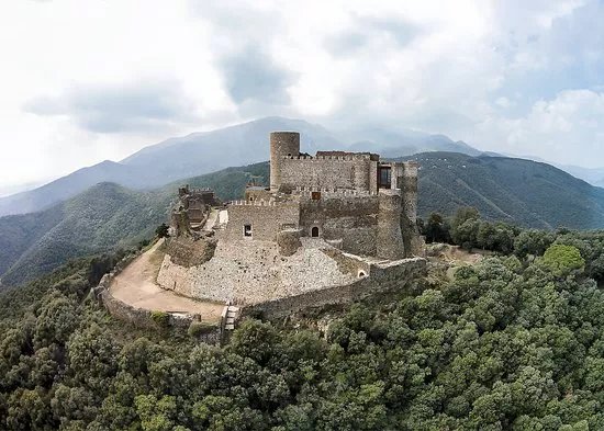 Castillo de Montsoriu