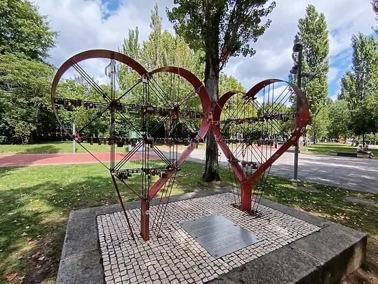 Monumento Do Amor