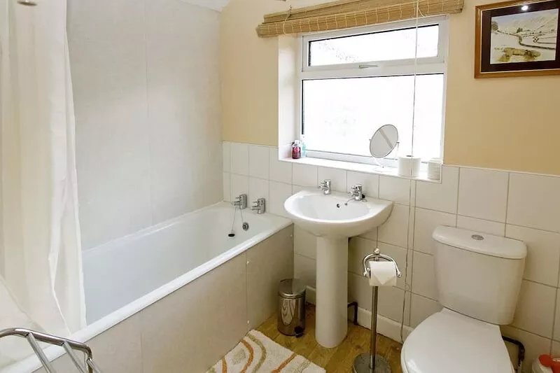 Cottage with central village location and walks from the door.