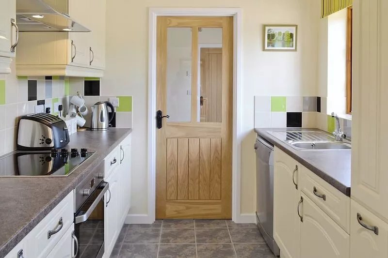 2 bedroom accommodation in Middlemarsh, near Sherborne