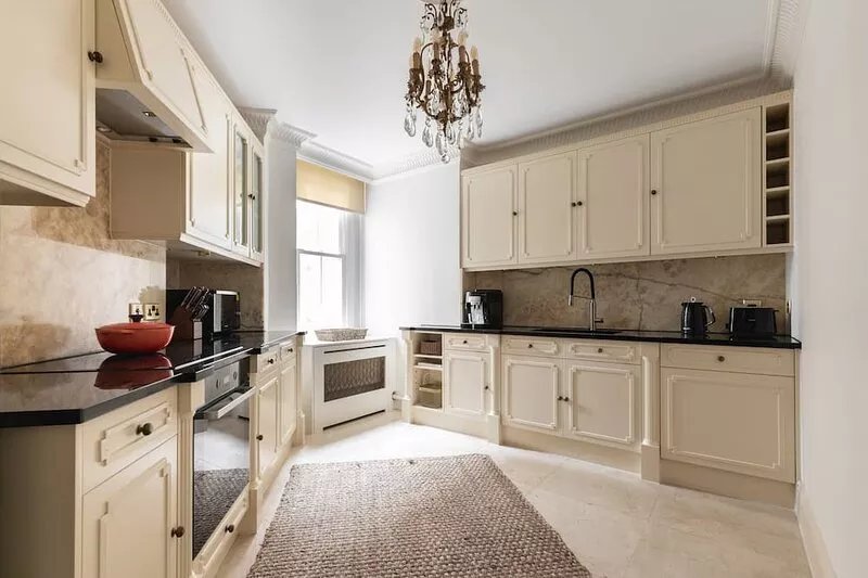 Fitzjames-Avenue IV by onefinestay