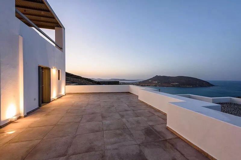 Rising Moon villa with pool, near the beach