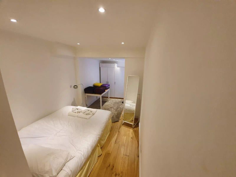 Eson 2 - The Westbourne Terrace Cocoon