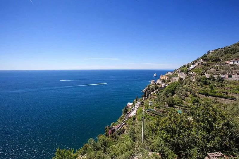 Sea view villa on the whole Amalfi Coast, with garden, relax