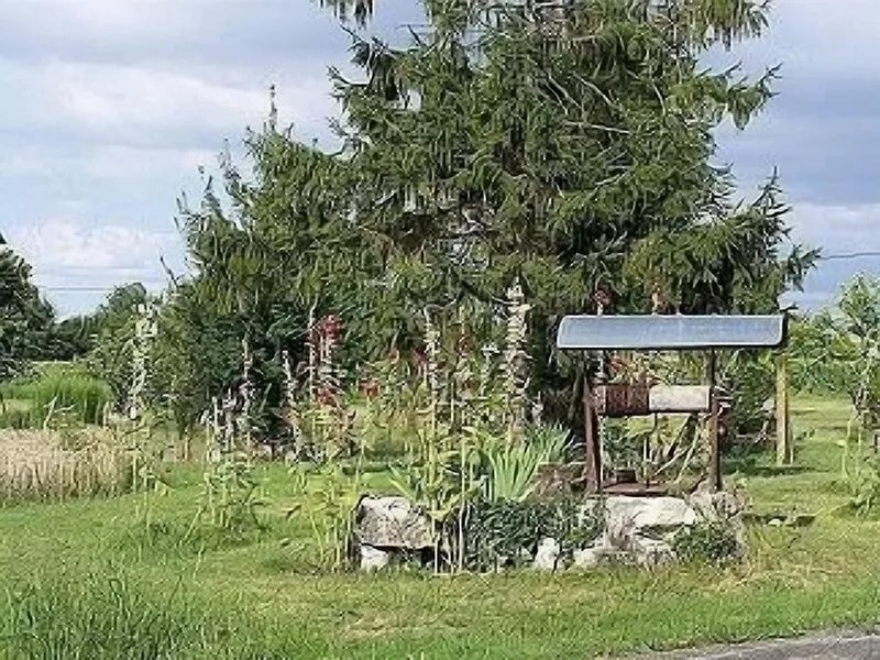 Farmhouse With Private Heated Pool (June to Sept)