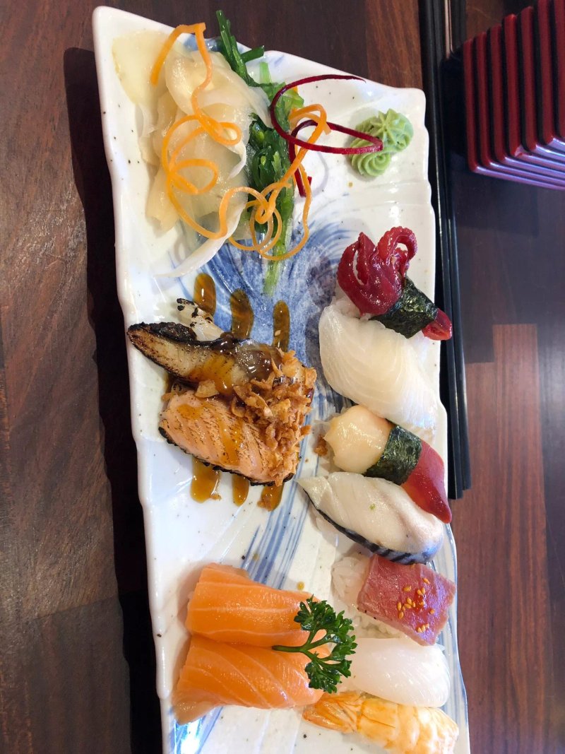 Esa Sushi