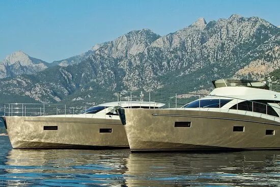 All-inclusive yacht daycruise from Pula & Rovinj