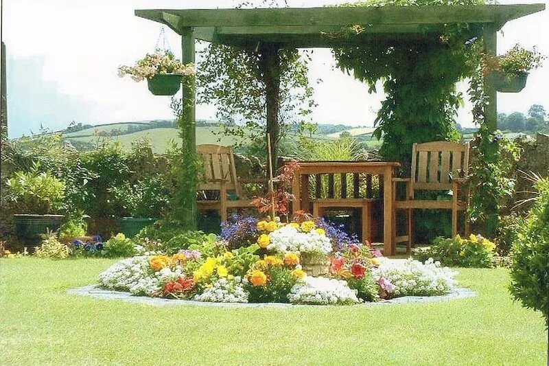 Garden View Apartment in the pretty village of Kingskerswell