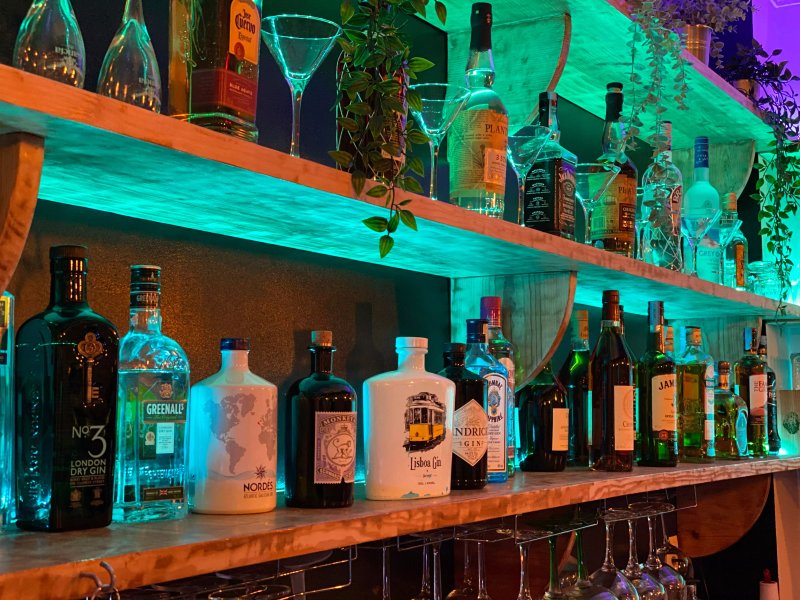 Jolly Cocktails Bar