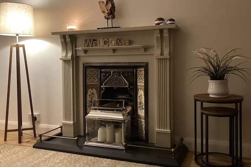Spacious bungalow. Within walking distance of beach and Promenade. Large garden