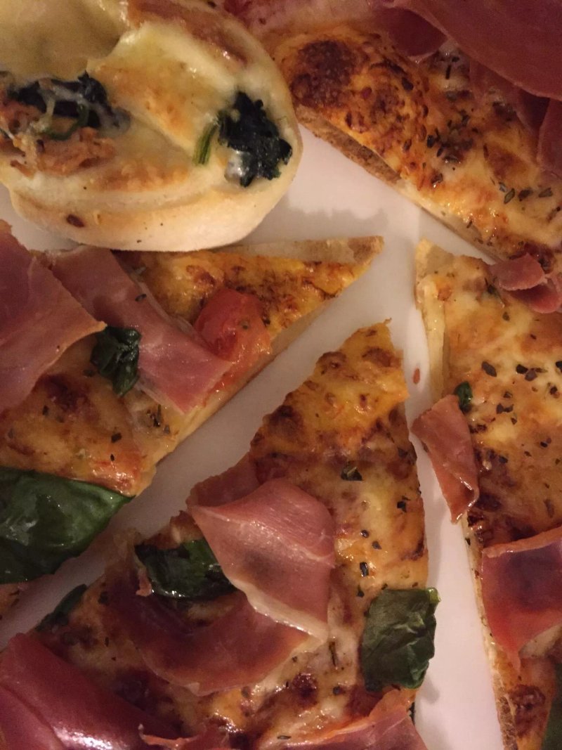 Al's Pizzeria
