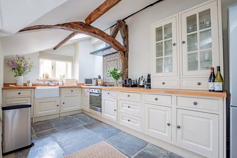 Two bedroom period Cotswold holiday cottage in Moreton-in-Marsh - Wendle Cottage