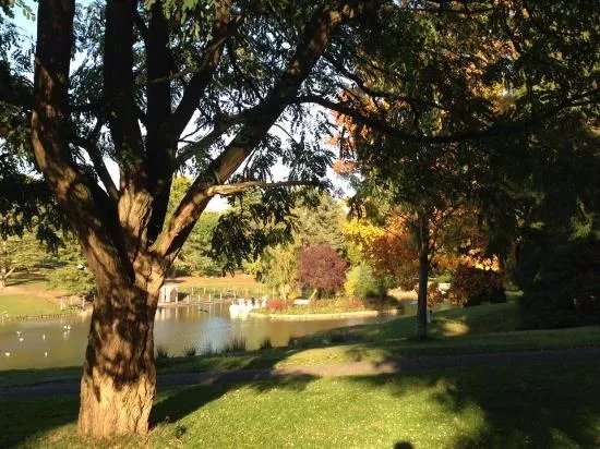 Queens Park